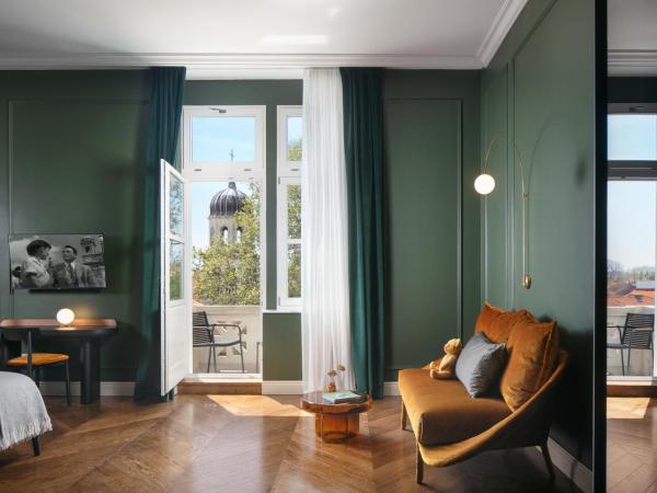 Almayer Art & Heritage Adults Only Hotel and Dépendance rooms : photo 2 de la chambre chambre double deluxe avec balcon - bâtiment annexe