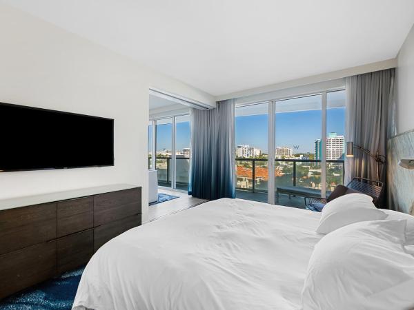 The W Beachfront Condo Retreat : photo 3 de la chambre appartement 2 chambres