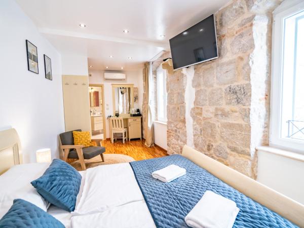 Luxury Rooms Lucija and Luka : photo 4 de la chambre chambre double de luxe - narodni trg 10