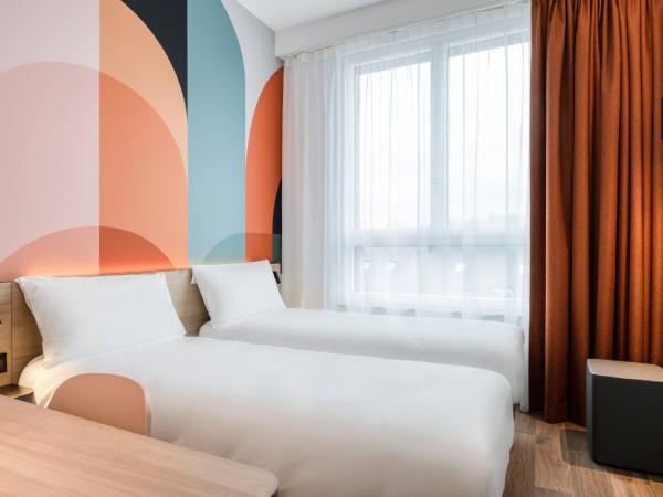 B&B HOTEL Namur : photo 1 de la chambre chambre lits jumeaux