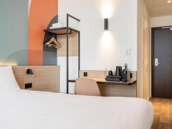 B&B HOTEL Namur : photo 4 de la chambre chambre double supérieure