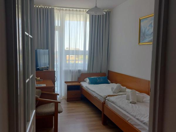 Sanatorium Uzdrowiskowe LECH : photo 2 de la chambre chambre double Économique