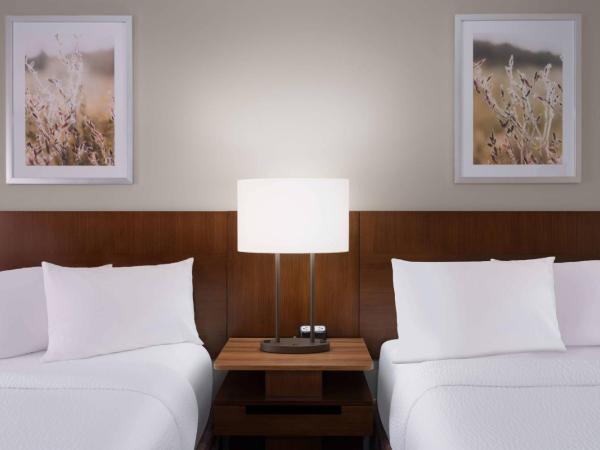 Fairfield Inn and Suites Austin South : photo 2 de la chambre chambre double avec 2 lits doubles