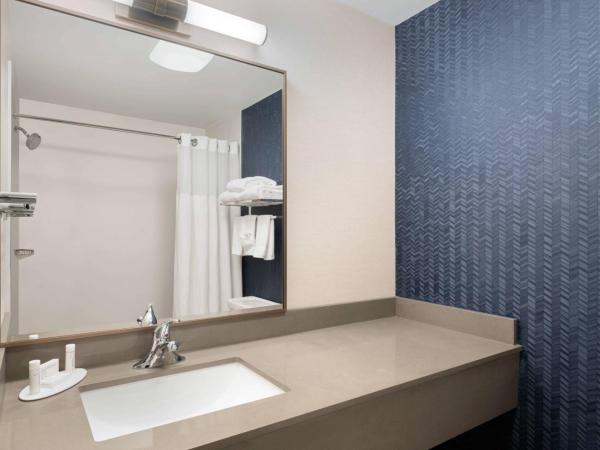 Fairfield Inn and Suites Austin South : photo 7 de la chambre chambre double avec 2 lits doubles