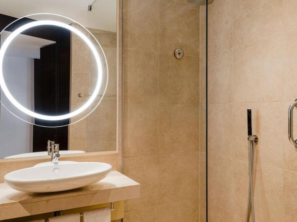 Sheraton Poznan Hotel : photo 3 de la chambre chambre 1 lit king-size classique
