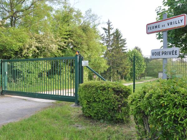 La Ferme de Vrilly : photo 5 de la chambre chambre double deluxe (2 adultes + 1 enfant)