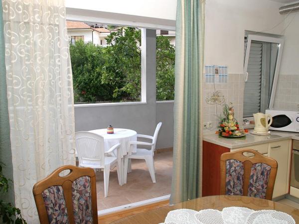 Apartments Belas : photo 4 de la chambre appartement 2 chambres avec terrasse - vue sur montagnes