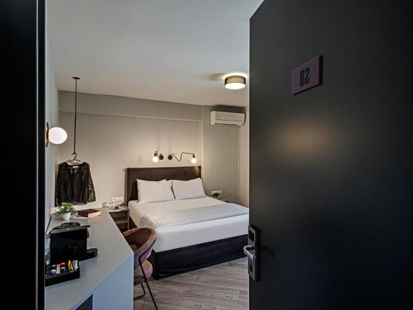 BED in Athens : photo 3 de la chambre chambre double standard