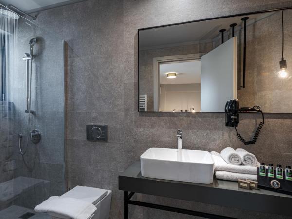 BED in Athens : photo 4 de la chambre chambre double standard