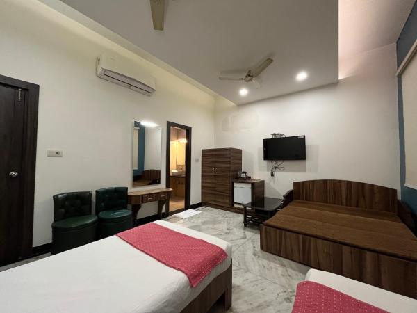 Hotel Moti Palace : photo 3 de la chambre chambre deluxe double ou lits jumeaux