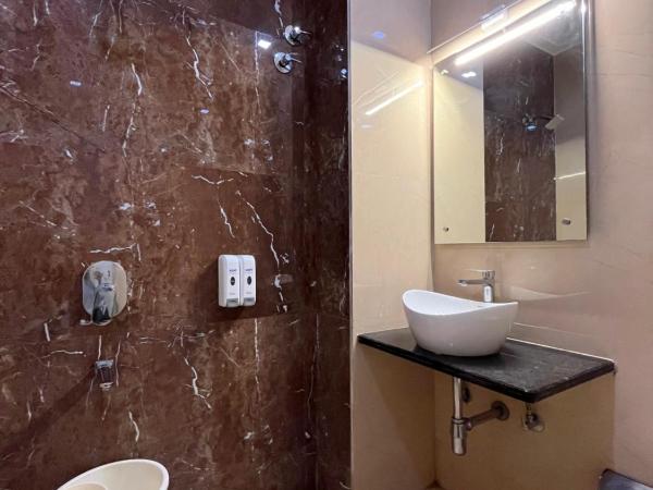 Hotel Moti Palace : photo 5 de la chambre chambre double deluxe