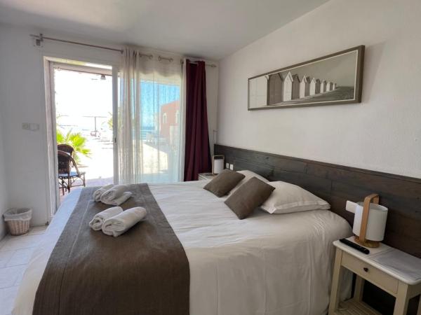 Hotel La Potiniere : photo 2 de la chambre chambre classique - vue sur mer - rez-de-chaussée (2 personnes)