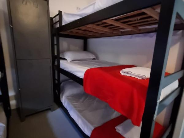 Oh! Madalena Hostel : photo 4 de la chambre lit simple dans dortoir mixte