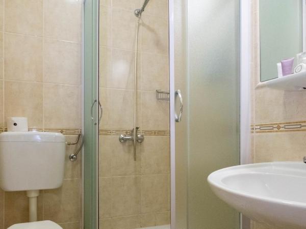 Hotel Bor : photo 6 de la chambre chambre double avec balcon