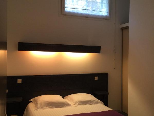 Hotel Berthelot : photo 1 de la chambre chambre double Économique