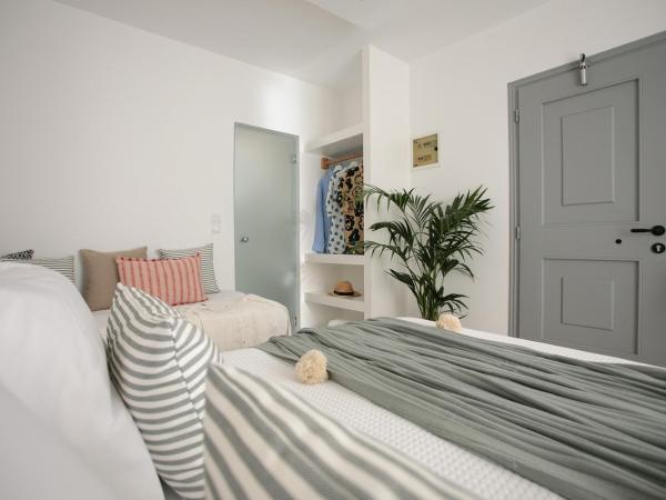 Naxos Hotel Poseidon : photo 5 de la chambre suite junior