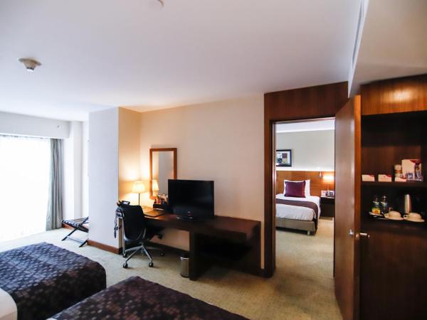 Crowne Plaza Istanbul Harbiye, an IHG Hotel : photo 5 de la chambre chambre lits jumeaux premium