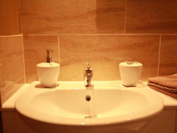 Brentwood Guest House : photo 2 de la chambre single room with private bathroom - second floor - room 4