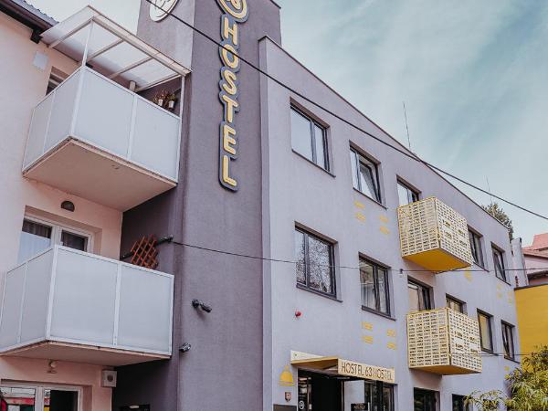 Private Rooms at Hostel63 : photo 8 de la chambre private comfort quadruple room with private bathroom