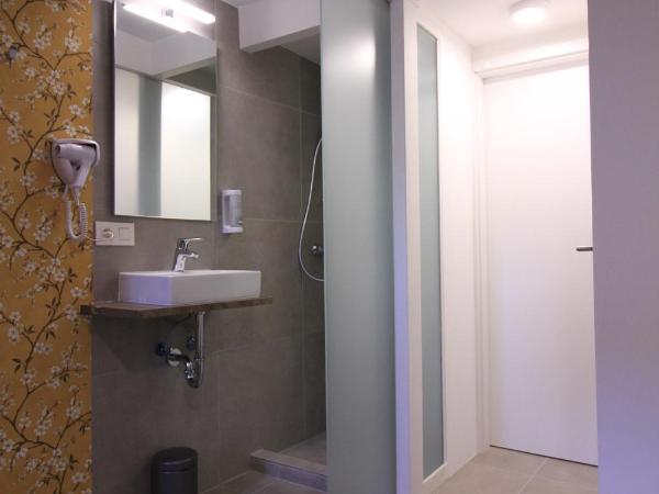 Chambres4you : photo 6 de la chambre chambre standard lit queen-size