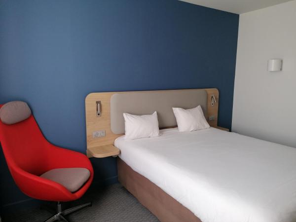 Holiday Inn Express - Le Havre Centre : photo 10 de la chambre chambre standard lit queen-size