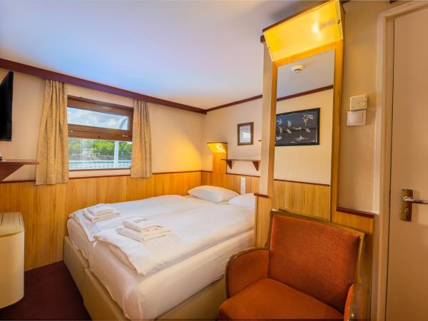 Fortuna Boat Hotel Budapest : photo 1 de la chambre cabine de bateau standard - vue sur rivière