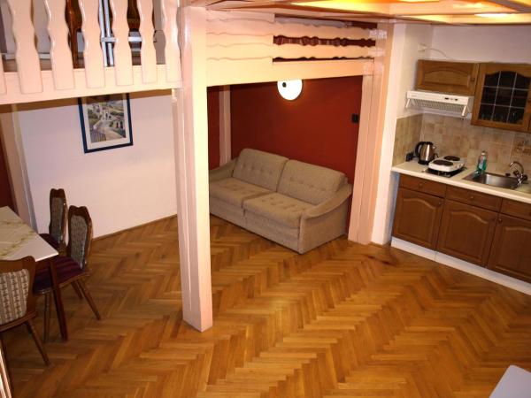 Hotel Liechtenstein Apartments II : photo 1 de la chambre studio - vue sur cour intérieure