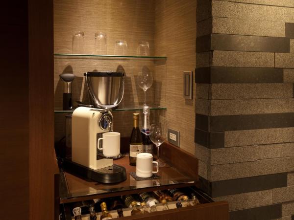 Hotel Granvia Osaka-JR Hotel Group : photo 5 de la chambre Étage exécutif - chambre lits jumeaux de 38,9 m² - non-fumeurs - vue sur environs