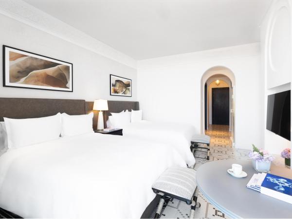 Fairmont La Marina Rabat Sale Hotel And Residences : photo 6 de la chambre chambre fairmont avec 2 lits queen-size