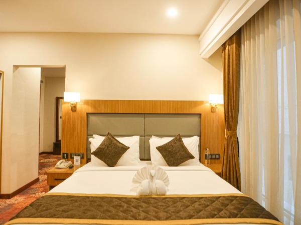 Leroy Grand - Yeshwanthpur : photo 5 de la chambre suite familiale