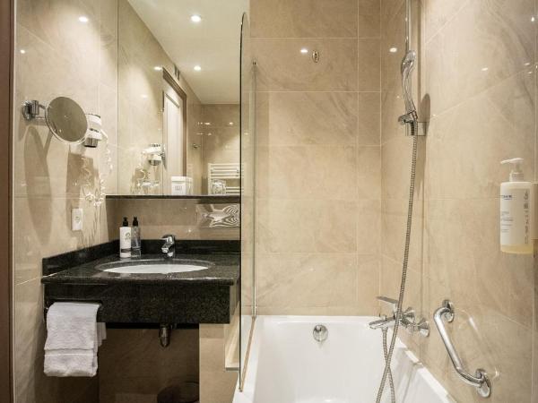 Splendid Hotel & Spa Nice : photo 2 de la chambre chambre lits jumeaux avec balcon