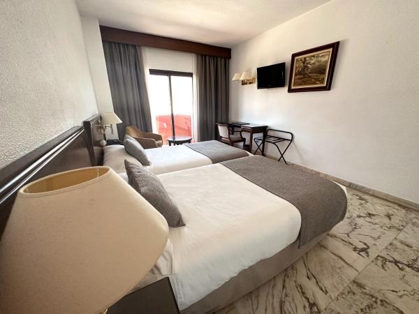 Hotel Turia : photo 5 de la chambre chambre lits jumeaux