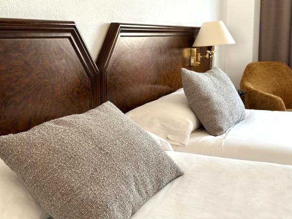 Hotel Turia : photo 7 de la chambre chambre lits jumeaux