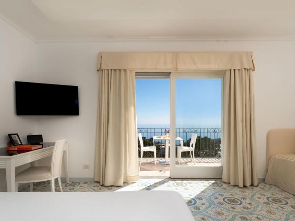 Hotel Syrene : photo 4 de la chambre chambre triple - vue sur mer