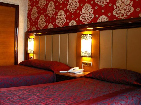 Pasa Beach Hotel : photo 4 de la chambre grande chambre (2 adultes + 2 enfants)