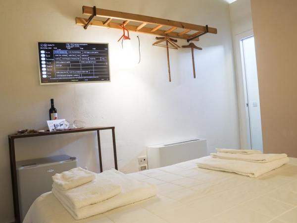 Il Carrubo residenza Walk&Stay : photo 7 de la chambre chambre double ou lits jumeaux avec vue
