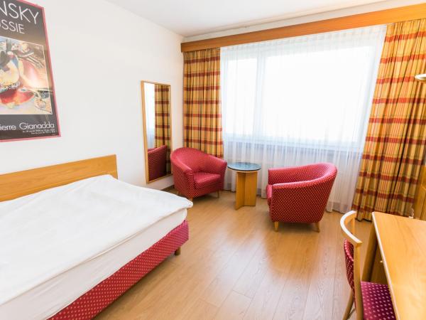 Hôtel du Rhône : photo 10 de la chambre chambre simple