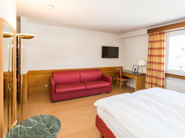 Hôtel du Rhône : photo 5 de la chambre chambre triple