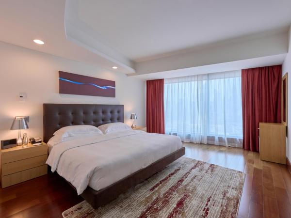 Jumeirah Living World Trade Centre Dubai : photo 3 de la chambre résidence 2 chambres en duplex avec bain à remous privé