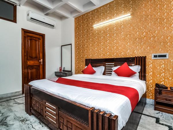 OYO Forever Banquet & Rooms : photo 1 de la chambre chambre triple classique