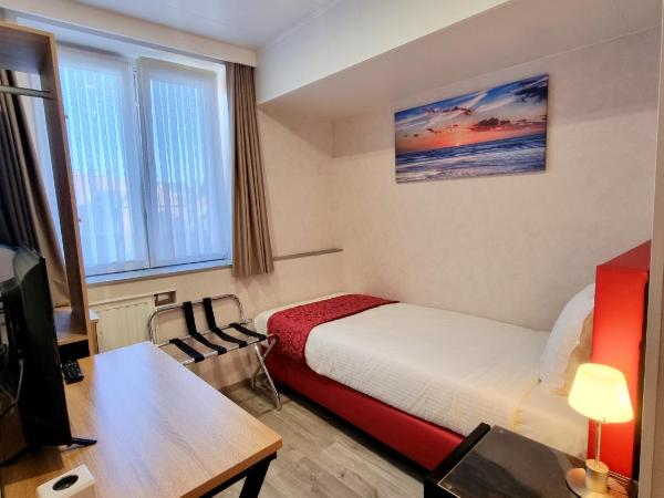 Hotel Cardiff : photo 2 de la chambre petite chambre simple moderne