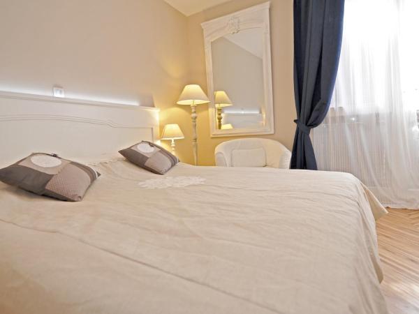 Tinel Rooms Old City Center : photo 6 de la chambre chambre double confort