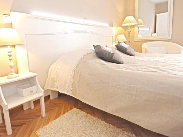 Tinel Rooms Old City Center : photo 2 de la chambre chambre double confort