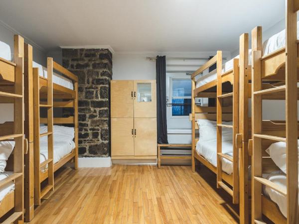 Auberge de la paix : photo 1 de la chambre lit dans dortoir mixte de 8 lits (302)