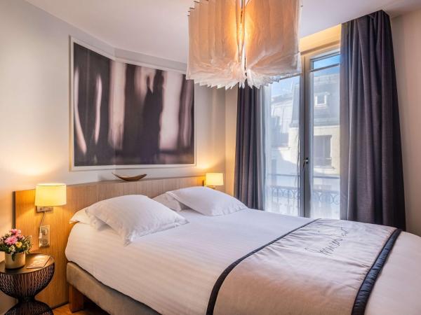 Hotel Litteraire Le Swann, BW Premier Collection : photo 3 de la chambre suite junior lit queen-size avec canapé-lit 