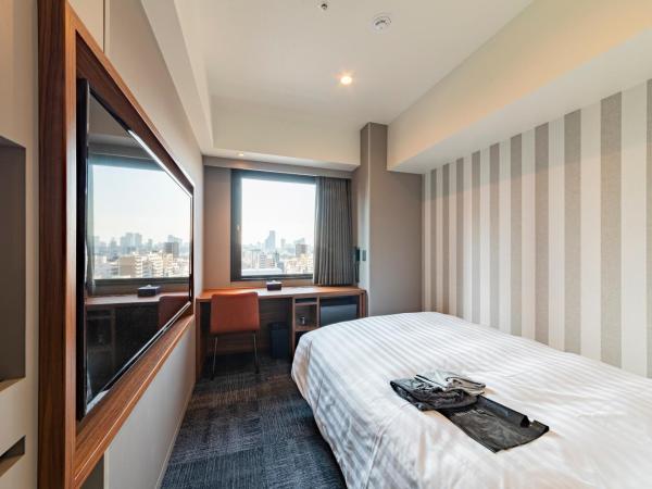 Via Inn Prime Osaka Kyobashi : photo 1 de la chambre chambre simple - non-fumeurs