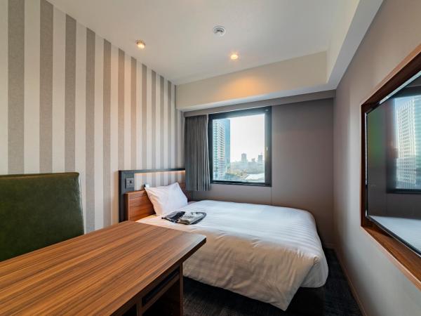 Via Inn Prime Osaka Kyobashi : photo 1 de la chambre single room b - non-smoking