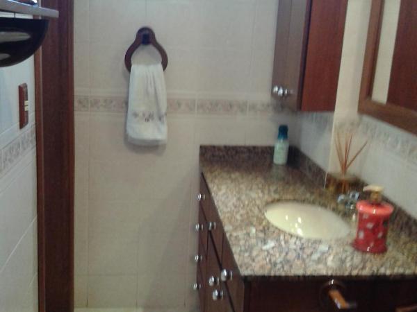 Hosts in Rio Homestay : photo 4 de la chambre chambre double avec salle de bains privative