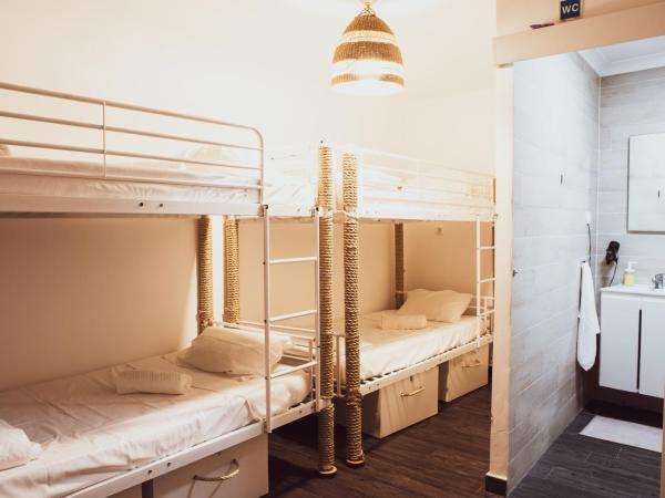 Deck Lodge : photo 1 de la chambre dortoir mixte de 6 lits