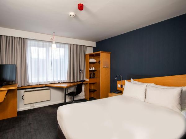 Holiday Inn Express Manchester - Salford Quays, an IHG Hotel : photo 1 de la chambre chambre double - accessible aux personnes à mobilité réduite - non-fumeurs